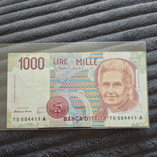 Italy 1000 lire 1990 banknote - italy,